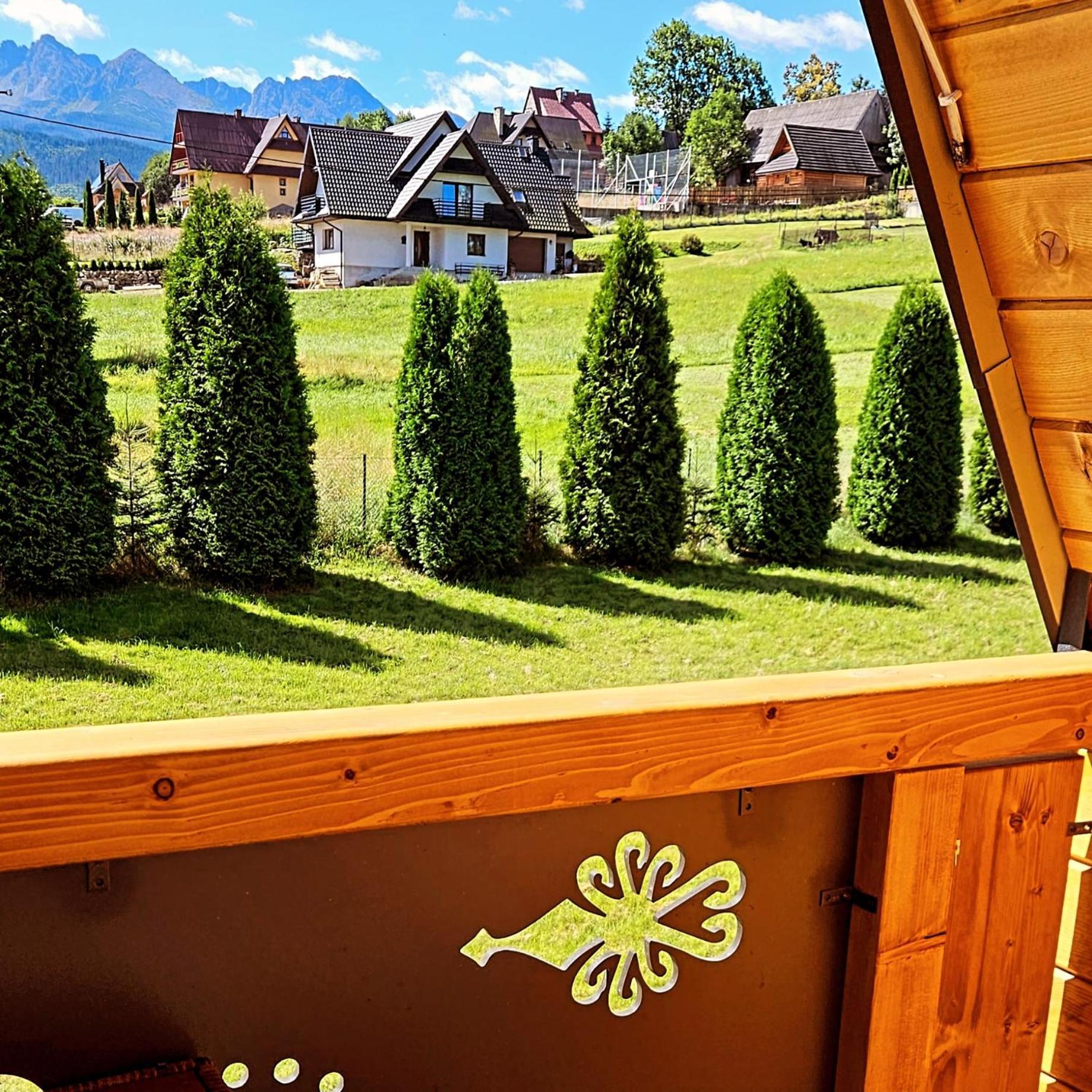 Eco Domek Z Duzym Ogrodem I Widokiem 穆扎希赫尔 外观 照片