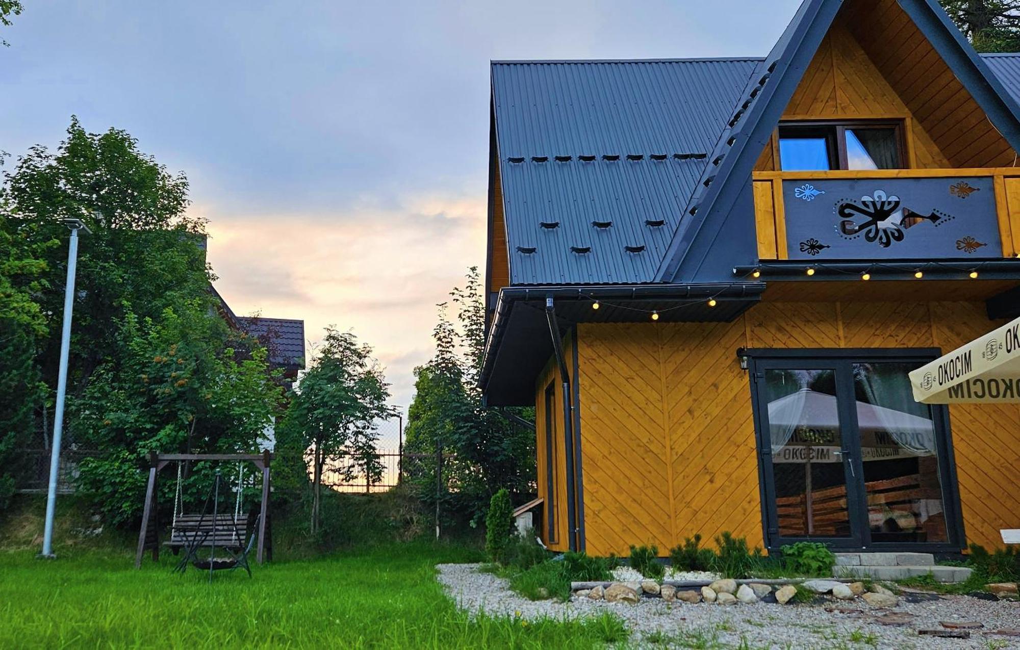 Eco Domek Z Duzym Ogrodem I Widokiem 穆扎希赫尔 外观 照片